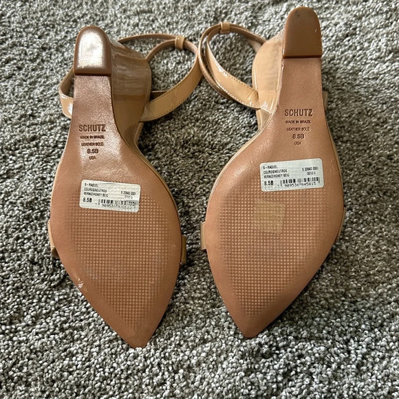 Schutz Raquel Patent Leather Wedge Sandals. Size 8.5. - Picture 10 of 10